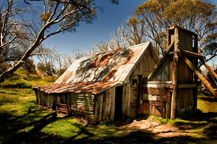 Wallaces Hut on the Australian Alps Walking Track