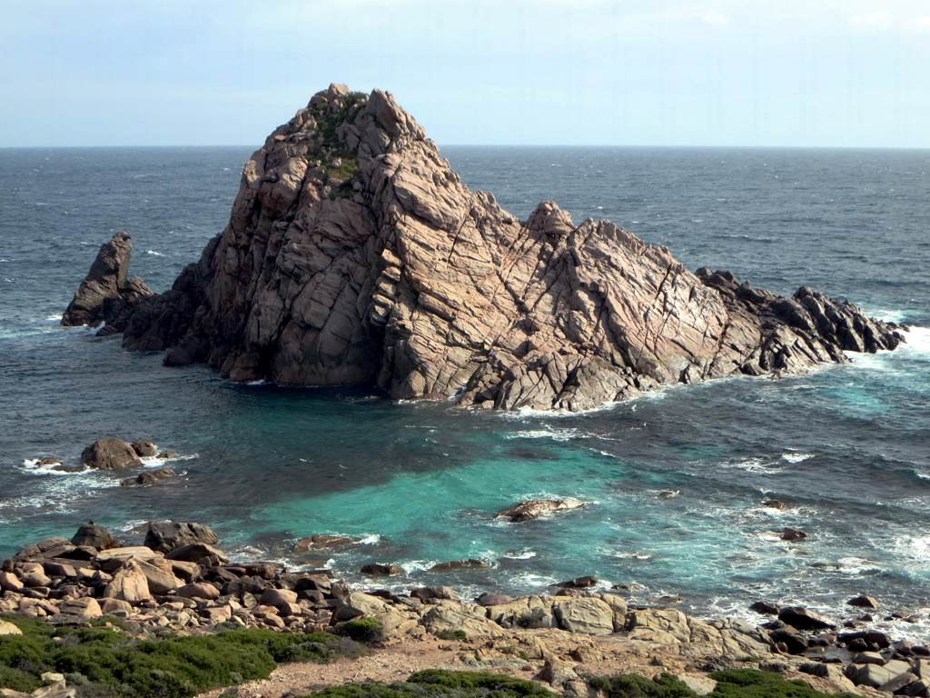 Sugarloaf Rock on the Cape to Cape Track