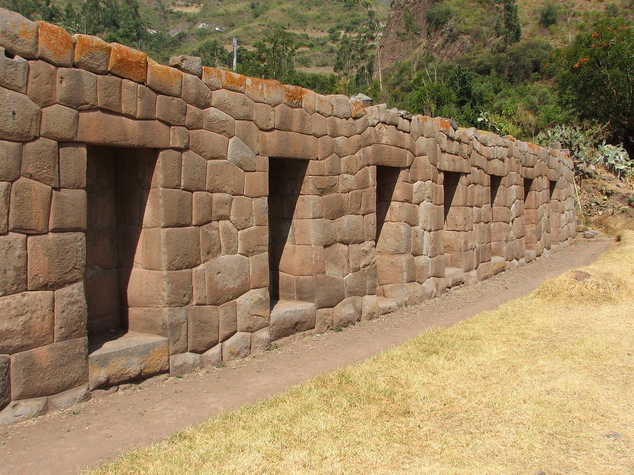 Tarawasi, Limatambo on the Inca Road
