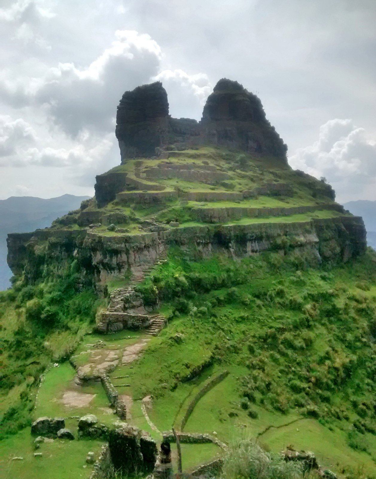 Waqrapukara on the Inca Road