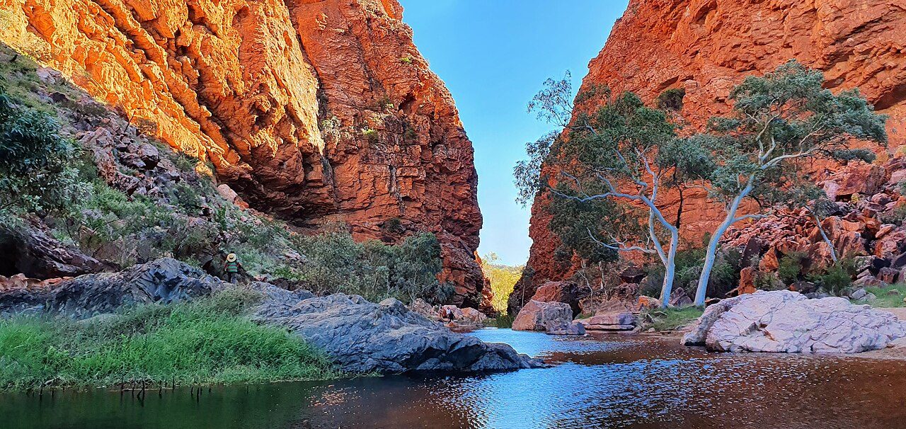 Simpsons Gap on the Larapinta Trail
