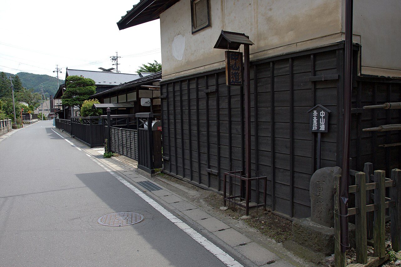 Shimosuwa-juku on the Nakasendo Way
