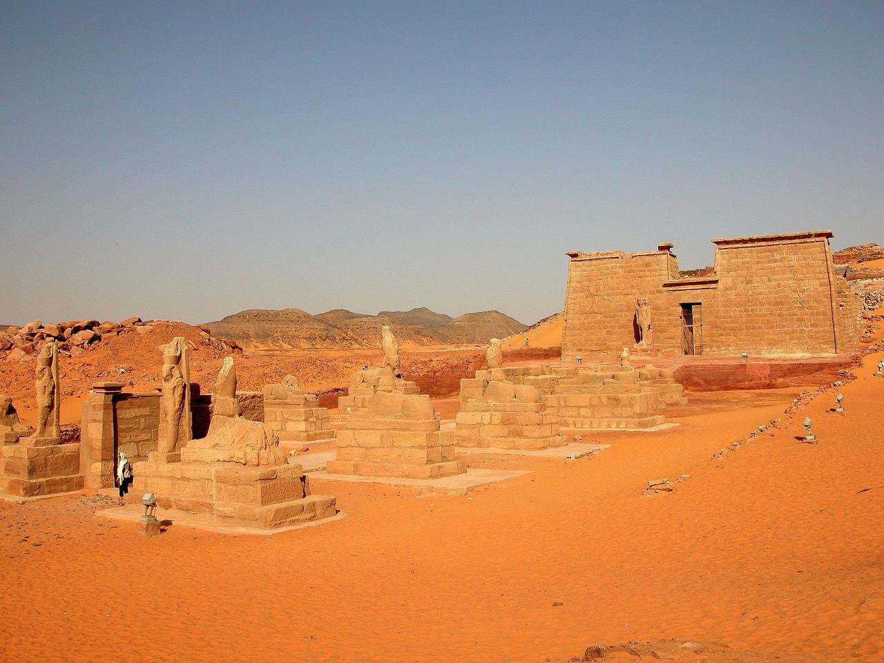 Wadi es-Sebua on Walk the Nile