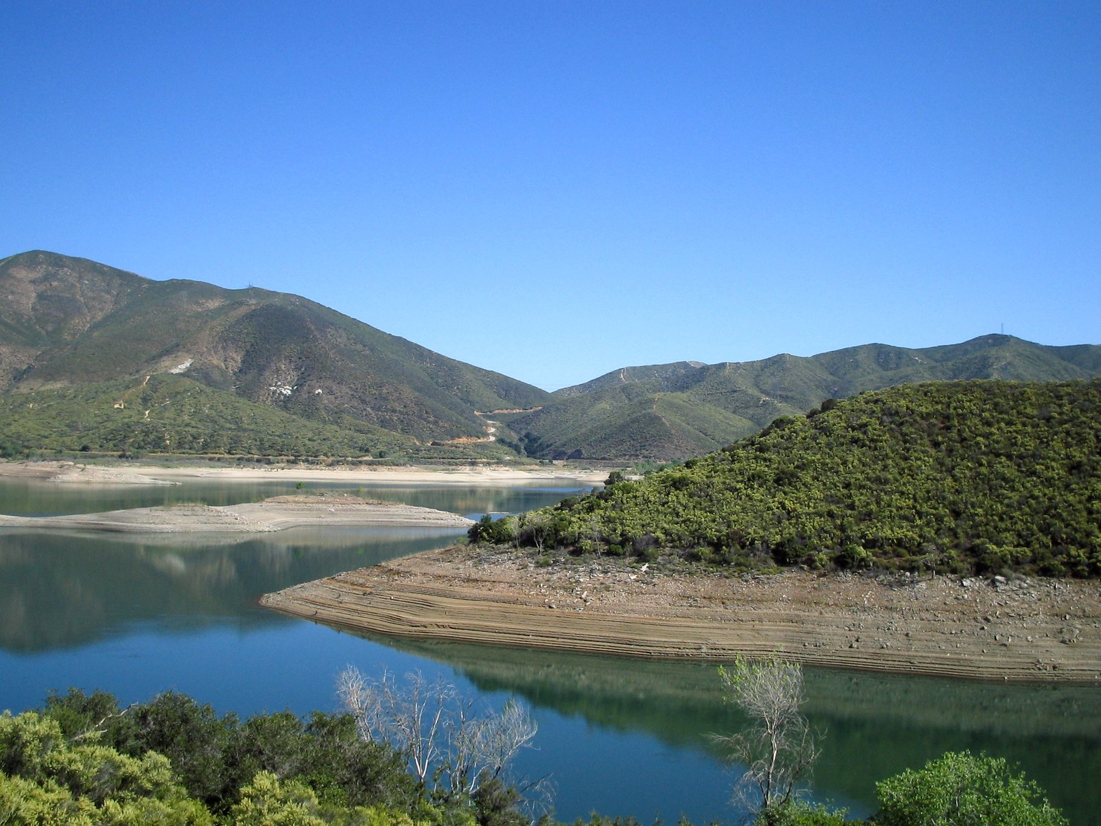 Bouquet Reservoir on the Pacific Crest Trail