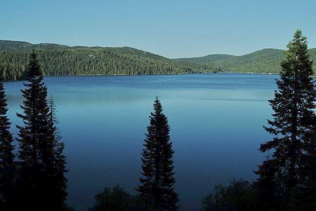 Bucks Lake on the Pacific Crest Trail