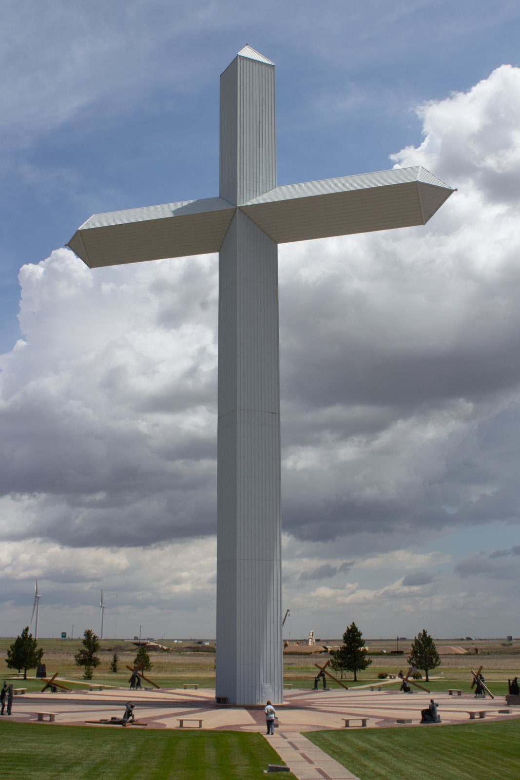 Groom TX (Leaning Tower & Cross) on Route 66