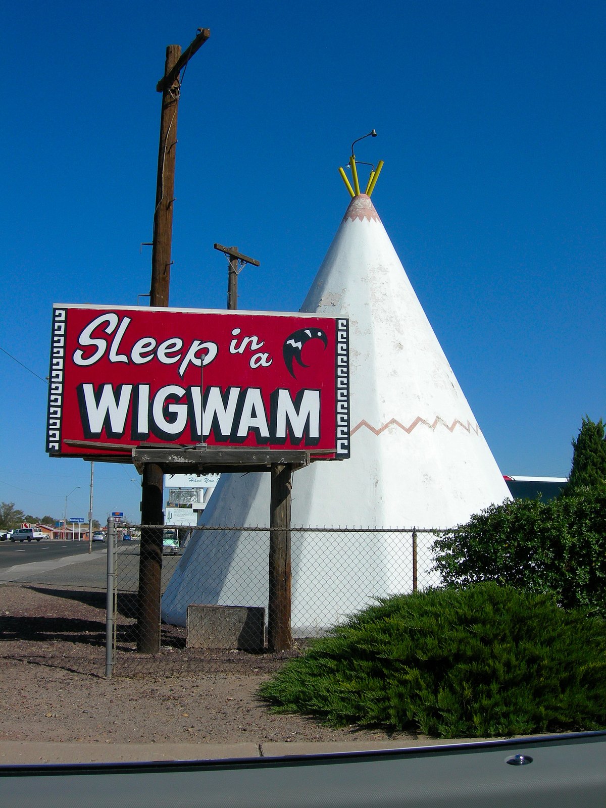 Holbrook approach / Geronimo Trading Post AZ on Route 66