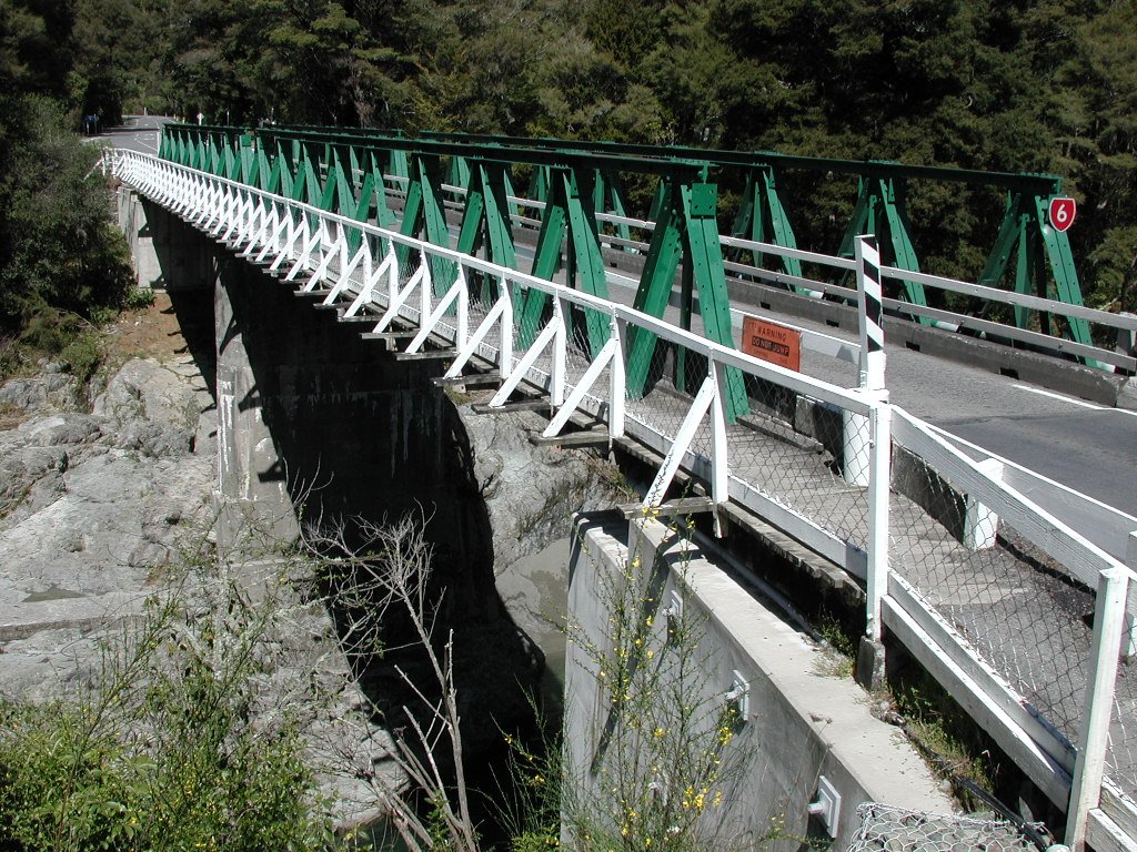 Pelorus Bridge on Te Araroa