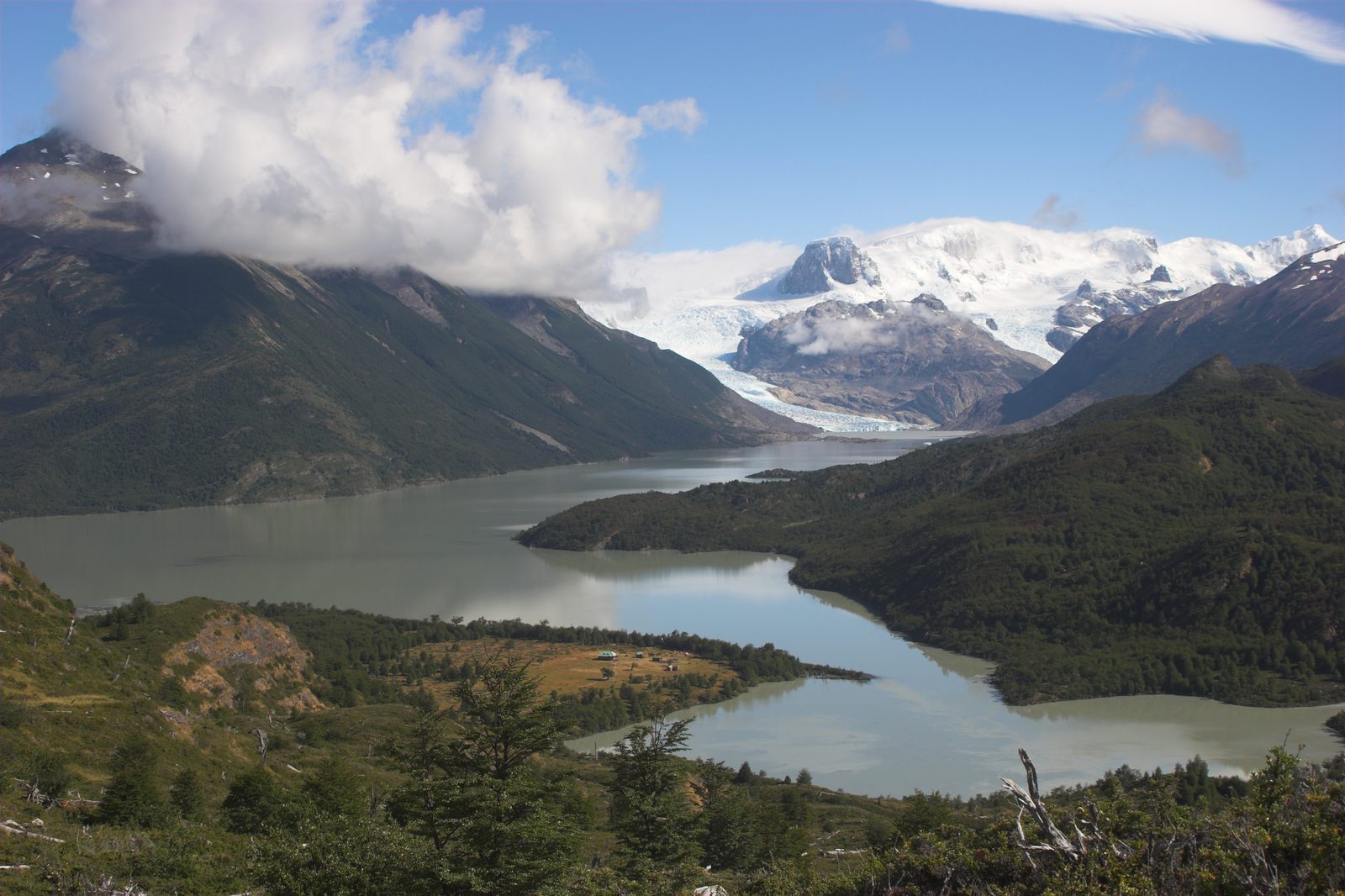 Lago Dickson on Torres del Paine (O Circuit)